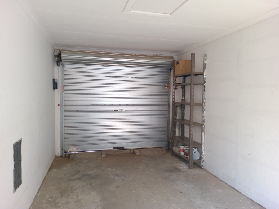 3 Bedroom Property for Sale in Langenhovenpark Free State